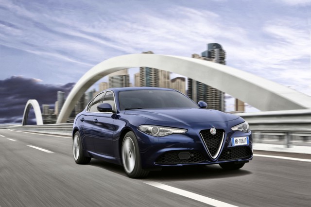 Alfa Romeo Giulia foto attēls