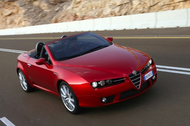 Alfa Romeo Spider foto attēls