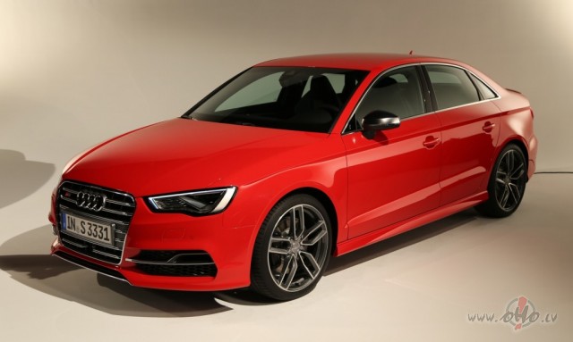 Audi S3 foto attēls