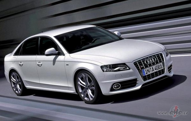 Audi S4 foto attēls