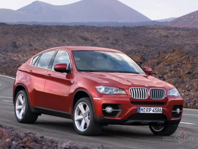 BMW X6 foto attēls