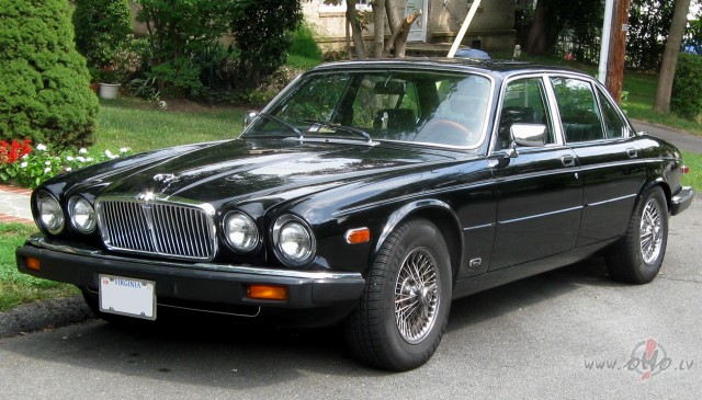 Jaguar XJ6 foto attēls