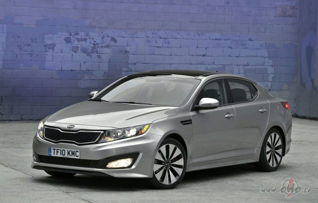 Kia Optima foto attēls