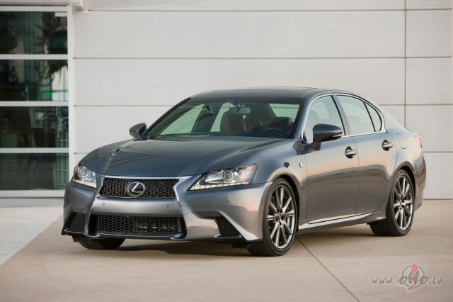 Lexus GS foto attēls