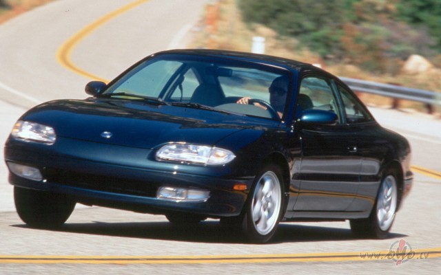 Mazda MX-6 foto attēls