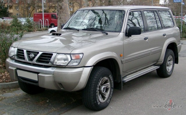 Nissan Patrol foto attēls