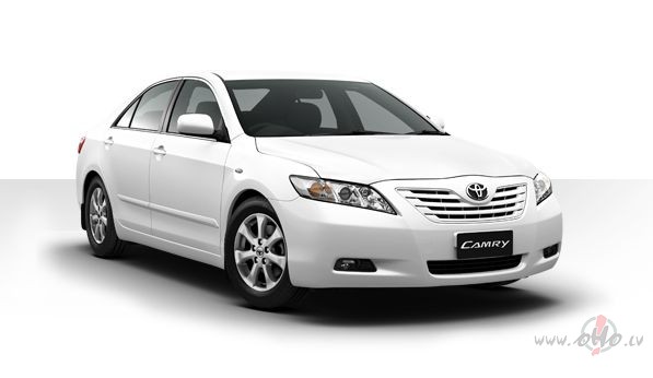 Toyota Camry foto attēls